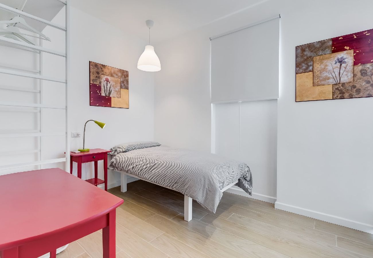 Appartamento a Roma - Lovely 3 rooms apartment near Trastevere Station