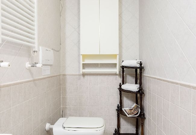 Appartamento a Roma - Diana-Spanish Steps · Updated Historical Apartment Appartamento a Roma - Diana-Spanish Steps · Updated Historical Apartment