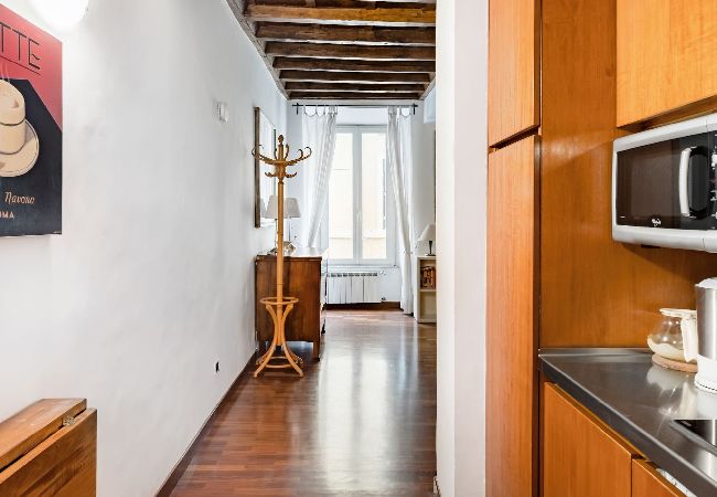 Appartamento a Roma - Diana-Spanish Steps · Updated Historical Apartment Appartamento a Roma - Diana-Spanish Steps · Updated Historical Apartment