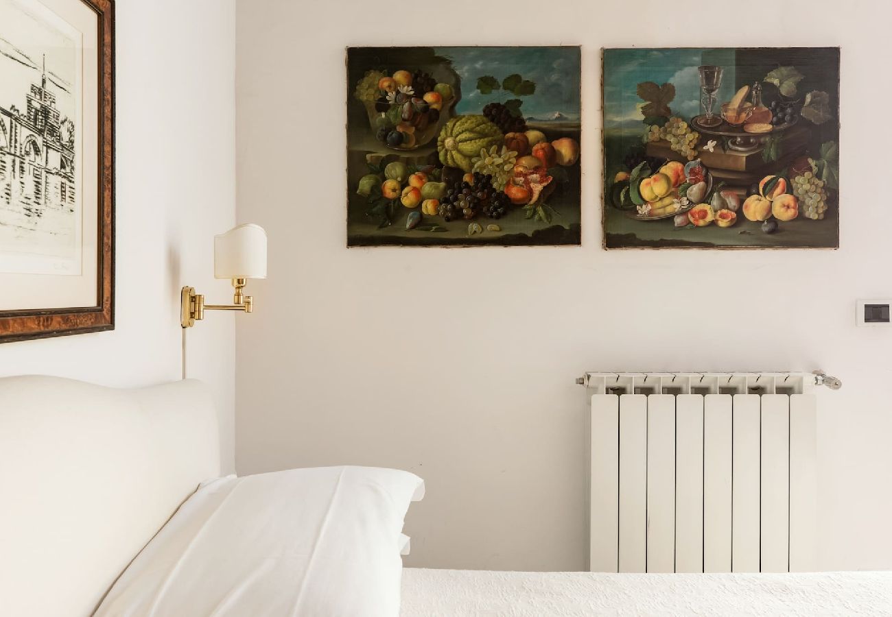 Appartamento a Roma - Diana-Spanish Steps · Updated Historical Apartment