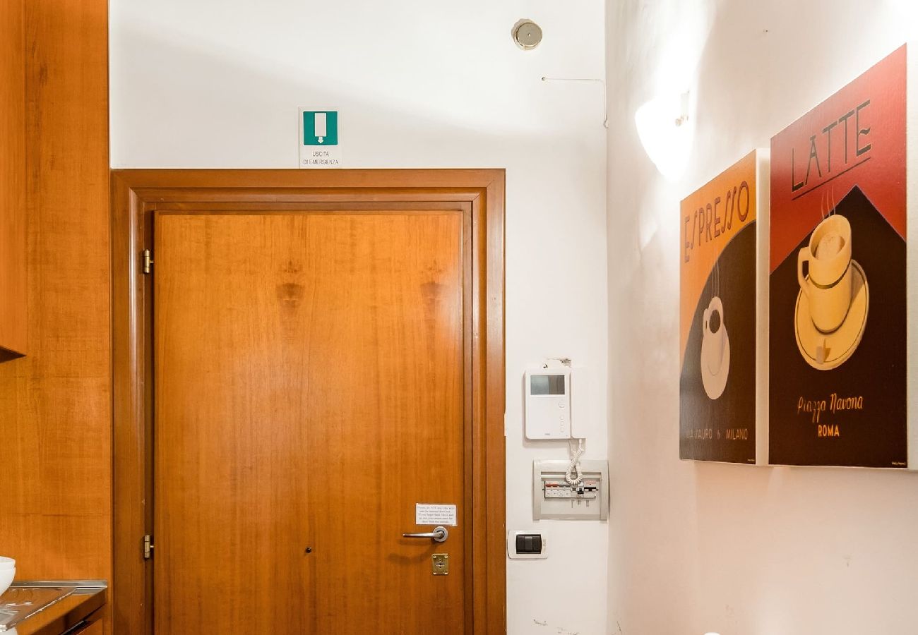 Appartamento a Roma - Diana-Spanish Steps · Updated Historical Apartment