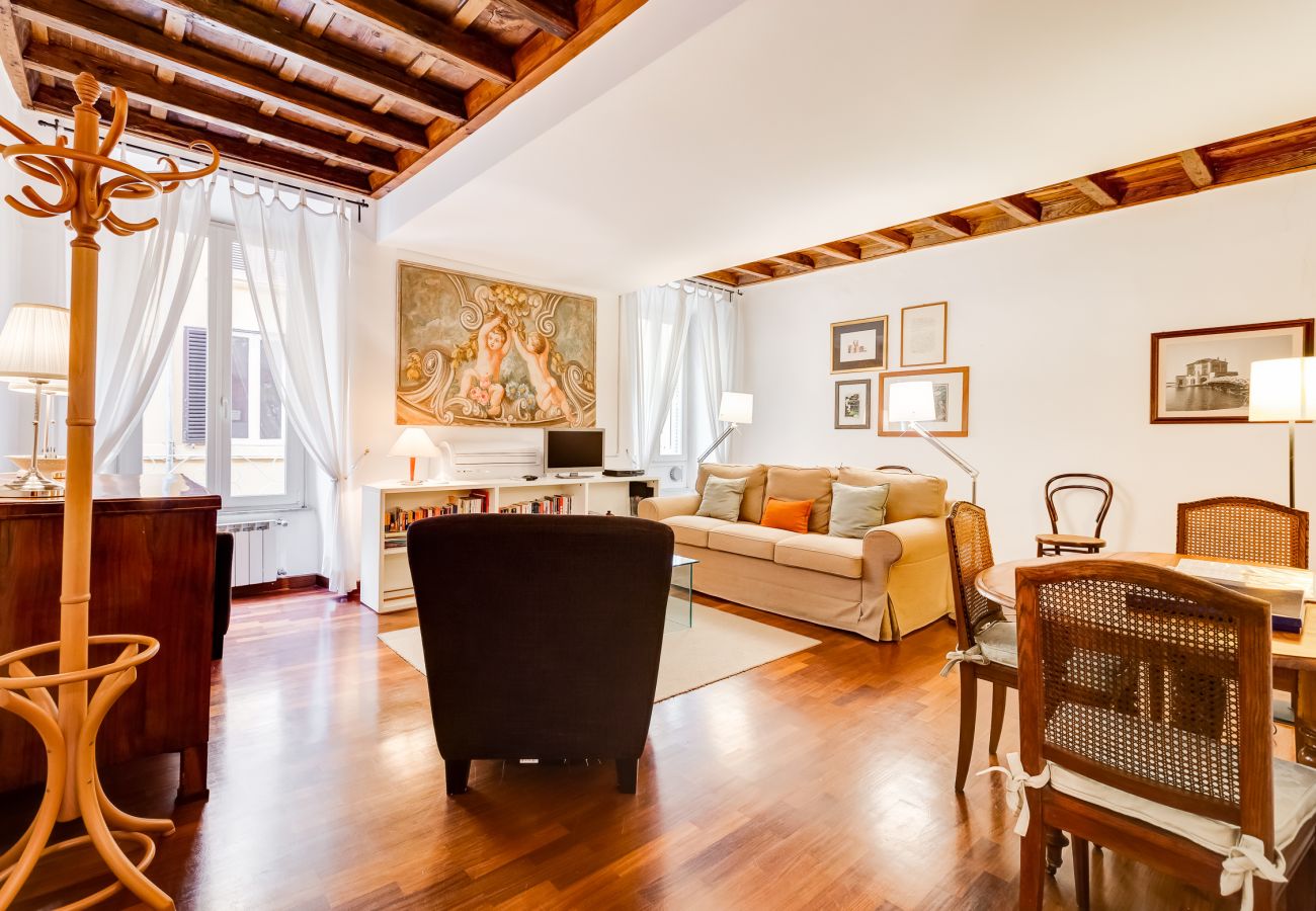 Appartamento a Roma - Diana-Spanish Steps · Updated Historical Apartment