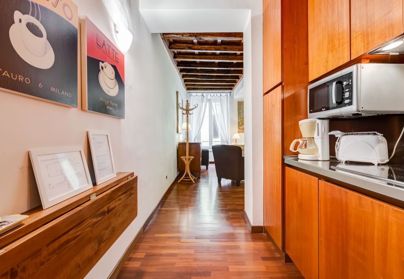 Appartamento a Roma - Diana-Spanish Steps · Updated Historical Apartment