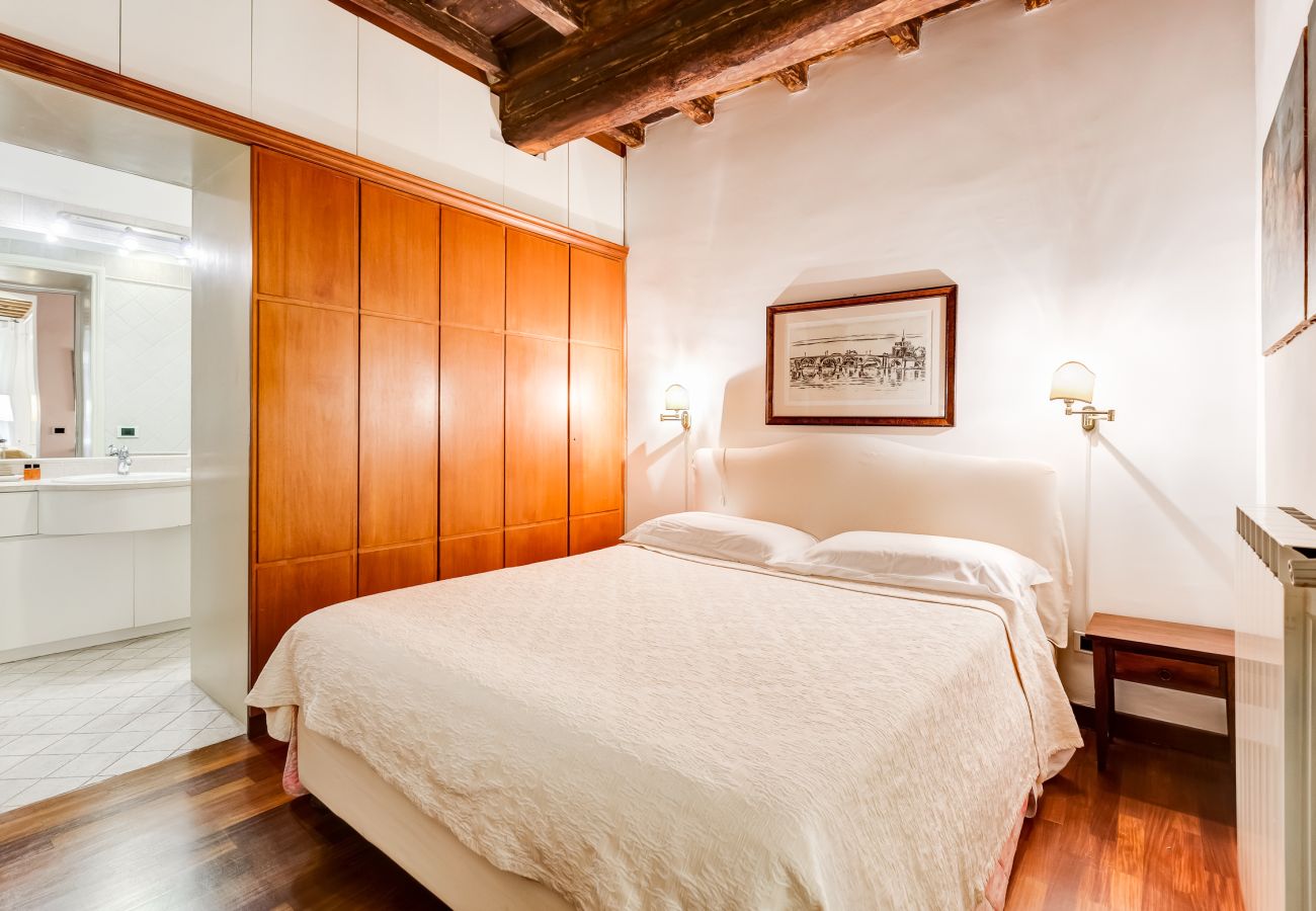 Appartamento a Roma - Diana-Spanish Steps · Updated Historical Apartment