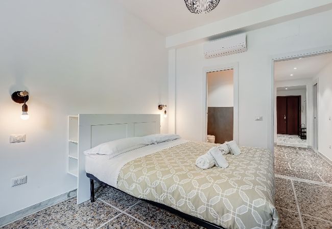 Appartamento a Roma - Gianicolo Apartment with Terrace Appartamento a Roma - Gianicolo Apartment with Terrace