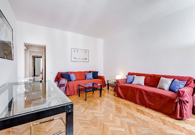 Appartamento a Roma - Luminous Apartment few steps from Piazza Navona Appartamento a Roma - Luminous Apartment few steps from Piazza Navona