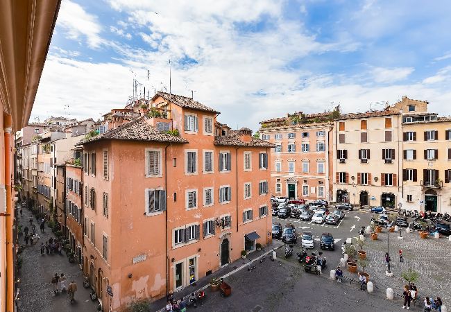 Appartamento a Roma - Luminous Apartment few steps from Piazza Navona Appartamento a Roma - Luminous Apartment few steps from Piazza Navona