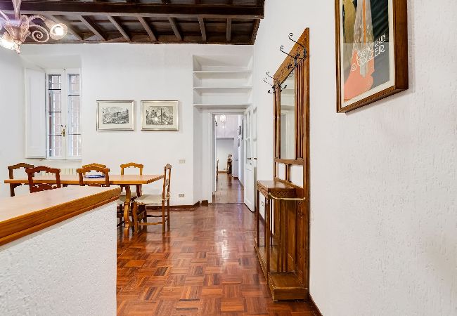 Appartamento a Roma - Spanish Steps Spacious Apartment Appartamento a Roma - Spanish Steps Spacious Apartment