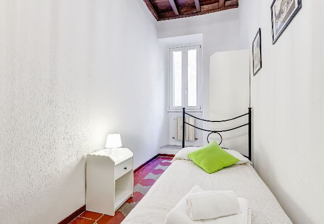 Appartamento a Roma - Spanish Steps Spacious Apartment Appartamento a Roma - Spanish Steps Spacious Apartment