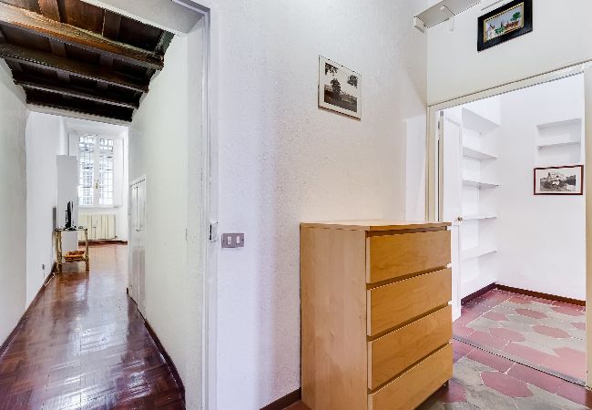 Appartamento a Roma - Spanish Steps Spacious Apartment Appartamento a Roma - Spanish Steps Spacious Apartment