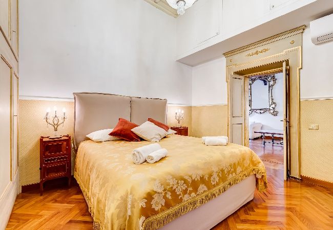 Appartamento a Roma - Historical Apartment few steps from Piazza Navona Appartamento a Roma - Historical Apartment few steps from Piazza Navona