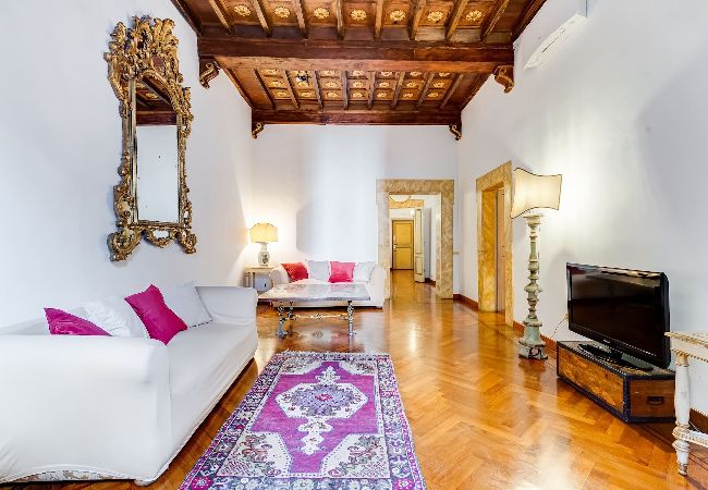 Appartamento a Roma - Historical Apartment few steps from Piazza Navona Appartamento a Roma - Historical Apartment few steps from Piazza Navona