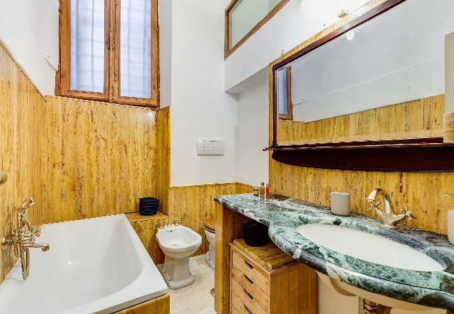 Appartamento a Roma - Historical Apartment few steps from Piazza Navona Appartamento a Roma - Historical Apartment few steps from Piazza Navona