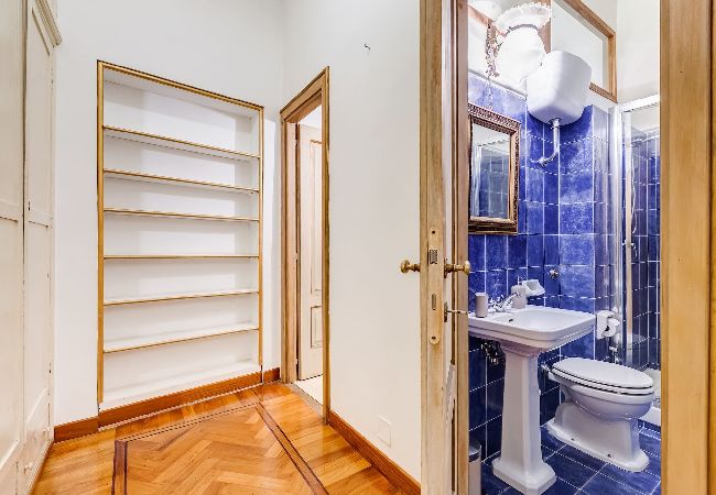 Appartamento a Roma - Historical Apartment few steps from Piazza Navona Appartamento a Roma - Historical Apartment few steps from Piazza Navona