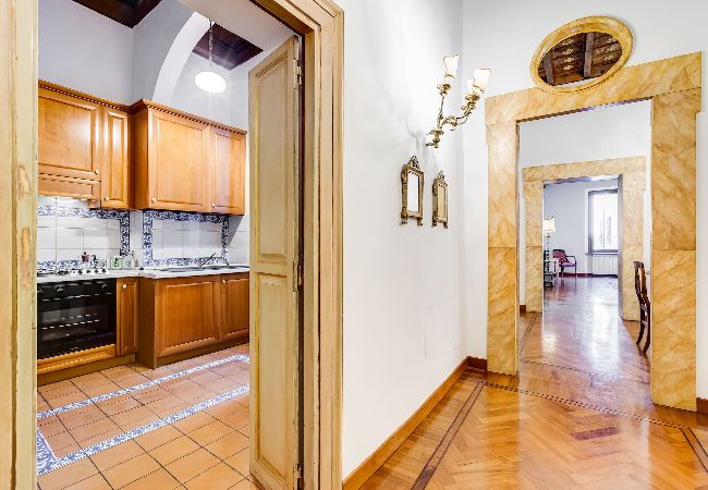 Appartamento a Roma - Historical Apartment few steps from Piazza Navona Appartamento a Roma - Historical Apartment few steps from Piazza Navona