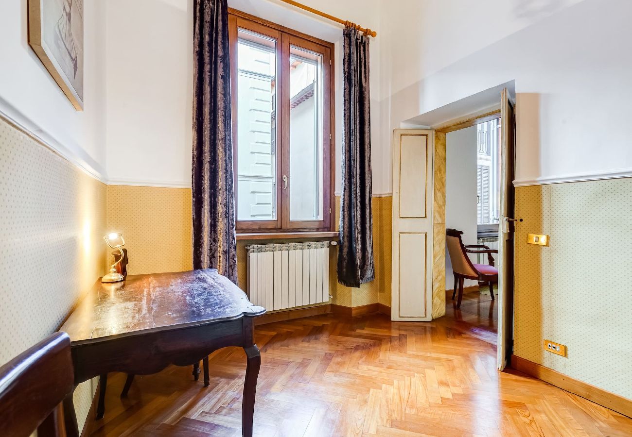 Appartamento a Roma - Historical Apartment few steps from Piazza Navona