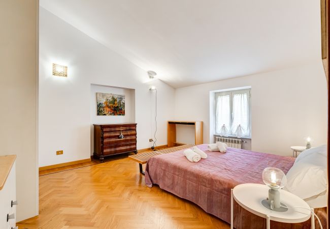 Appartamento a Roma - Colosseum Terrace Penthouse Appartamento a Roma - Colosseum Terrace Penthouse