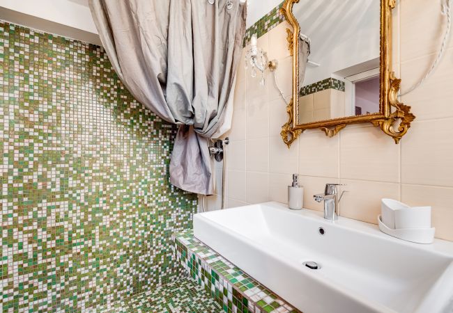 Appartamento a Roma - Colosseum Terrace Penthouse Appartamento a Roma - Colosseum Terrace Penthouse