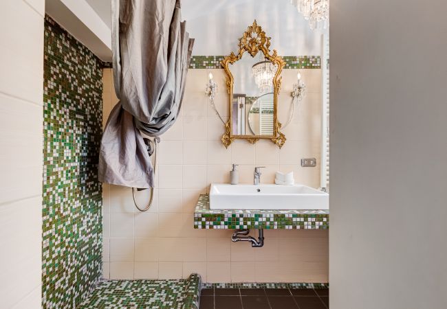Appartamento a Roma - Colosseum Terrace Penthouse Appartamento a Roma - Colosseum Terrace Penthouse