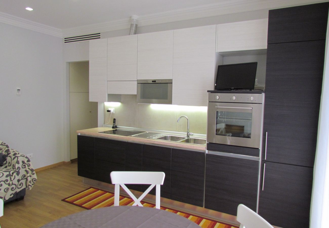 Appartamento a Roma - Vatican Flat- 2Bedrooms,2Ensuite Baths & Balcony
