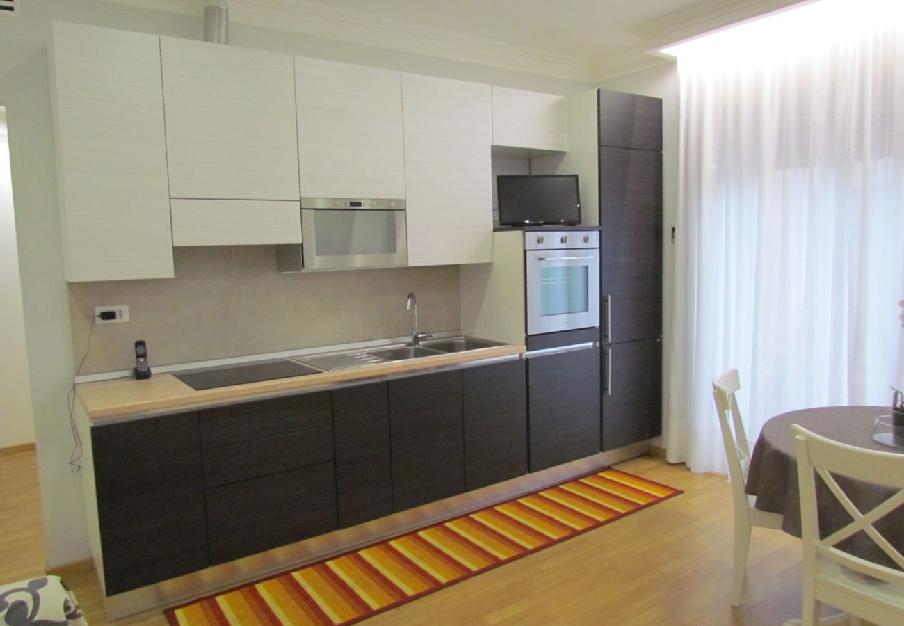 Appartamento a Roma - Vatican Flat- 2Bedrooms,2Ensuite Baths & Balcony