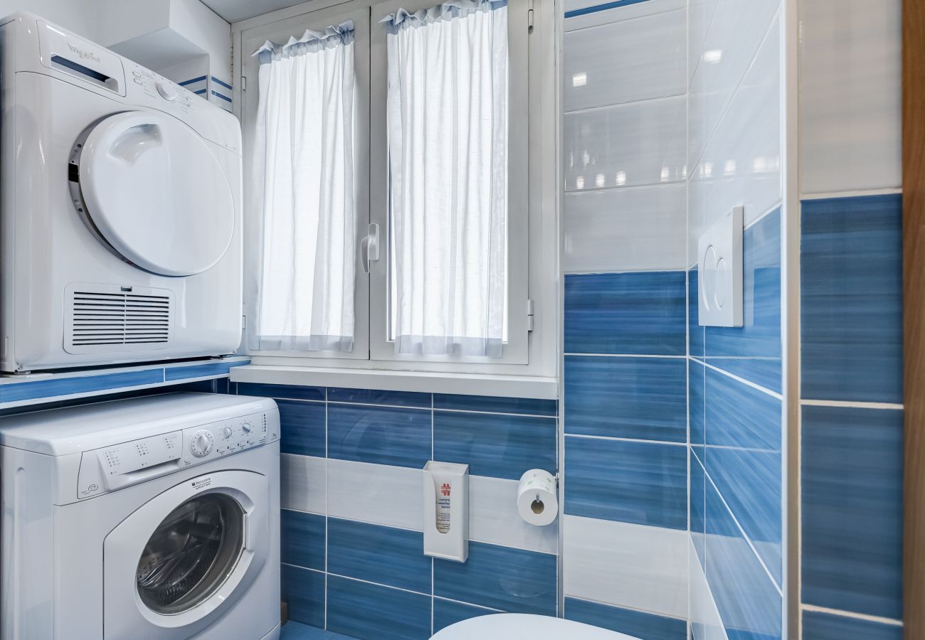 Appartamento a Roma - Vatican Flat- 2Bedrooms,2Ensuite Baths & Balcony