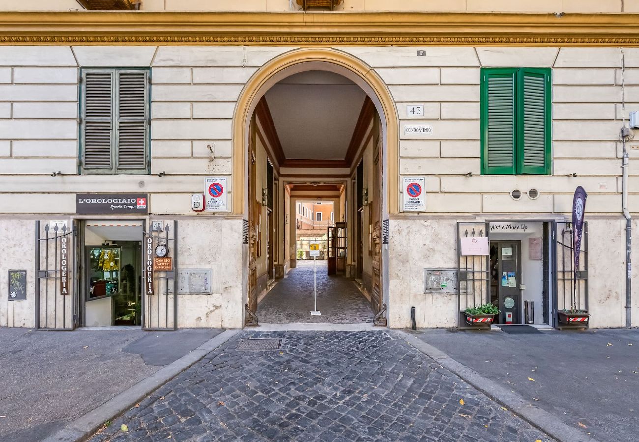 Apartment in Rome - Crescenzio St Peter’s House