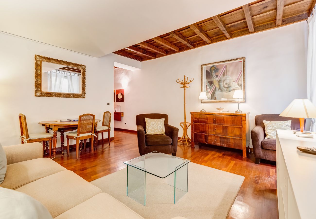 Apartment in Rome - Diana-Spanish Steps · Updated Historical Apartment