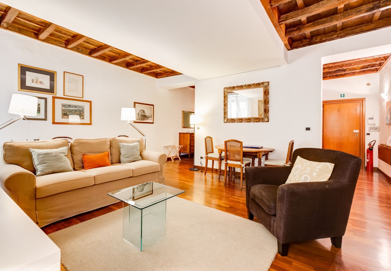 Apartment in Rome - Diana-Spanish Steps · Updated Historical Apartment