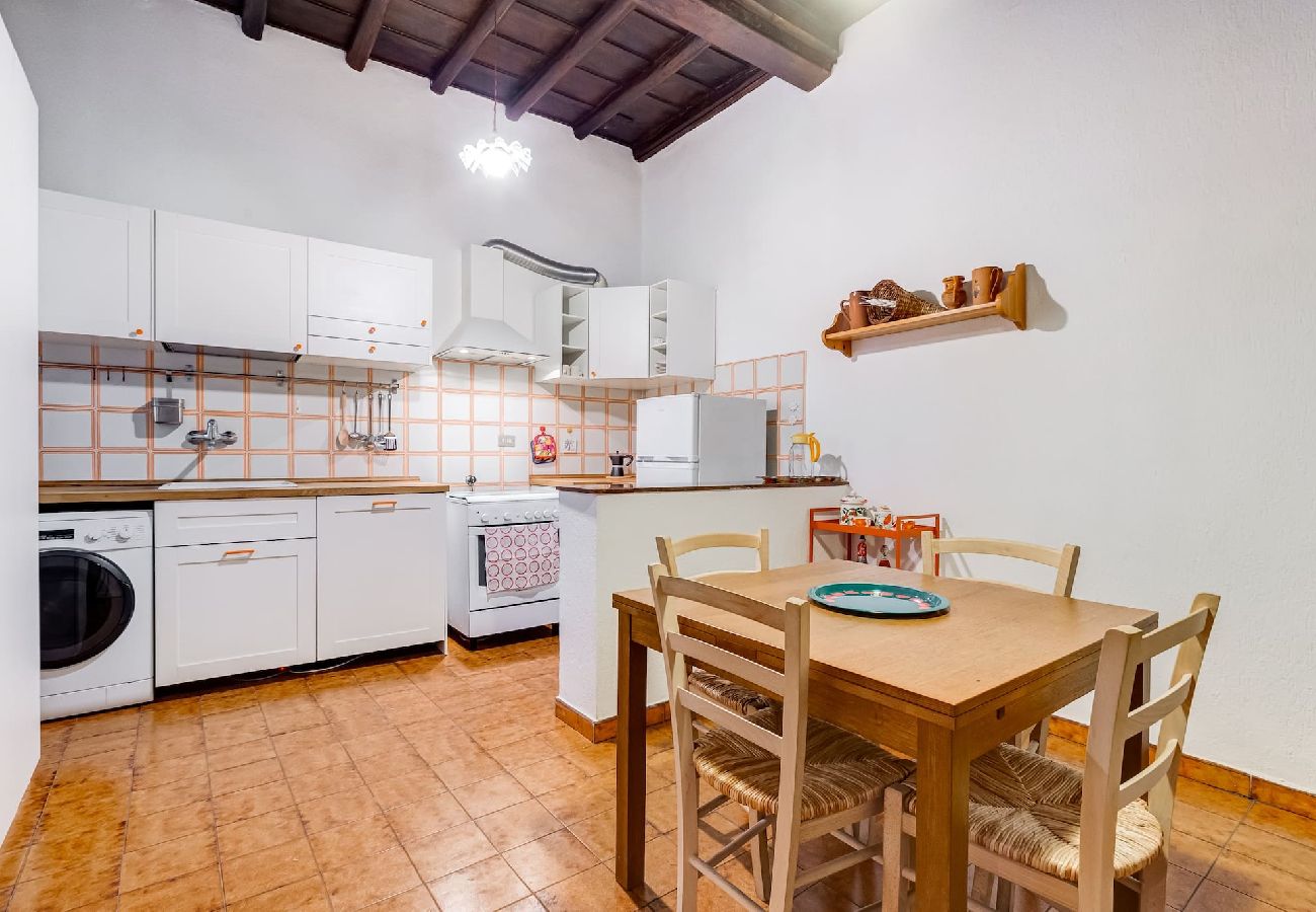 Apartment in Rome - Spanish Steps Spacious Apartment