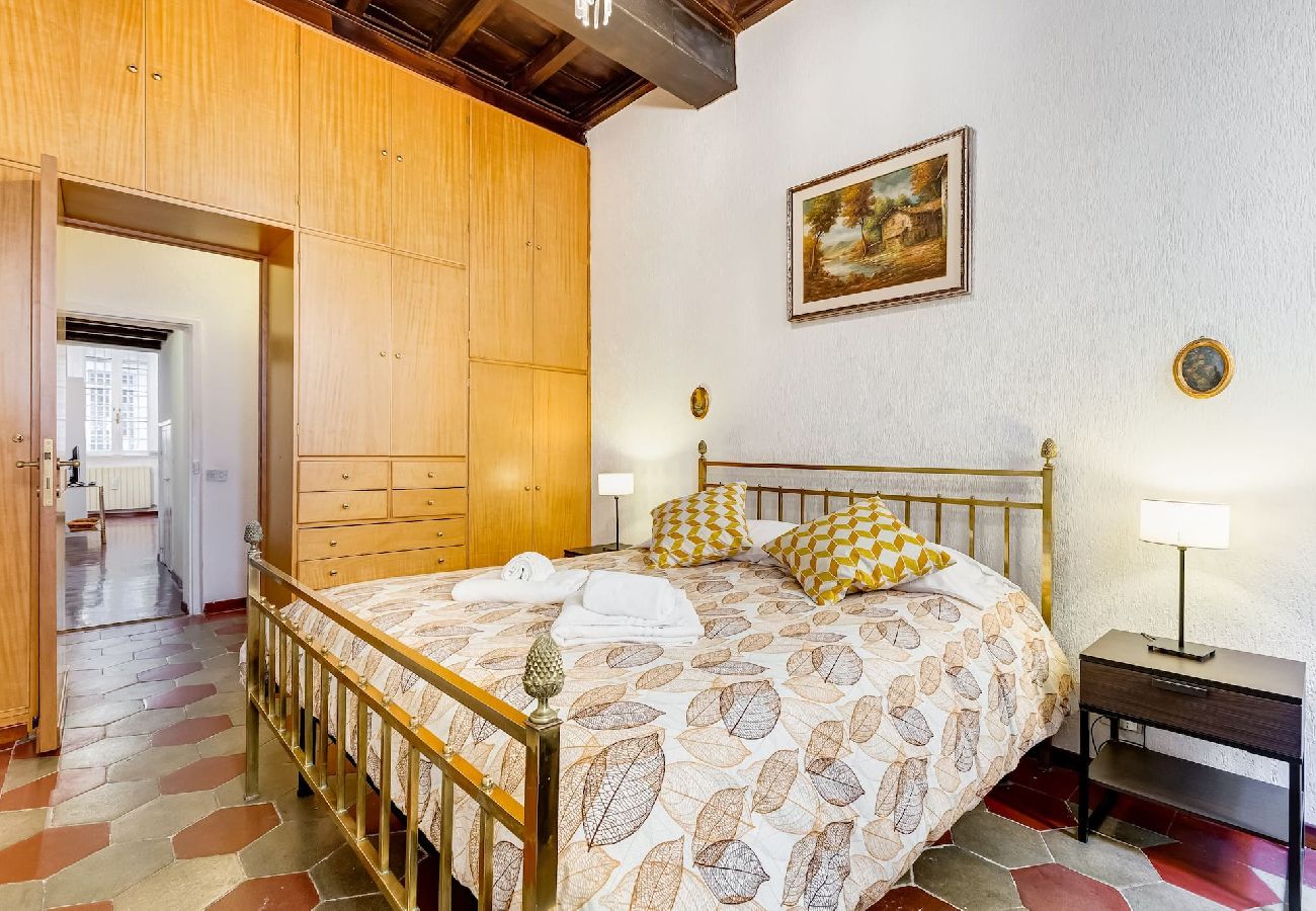 Apartment in Rome - Spanish Steps Spacious Apartment