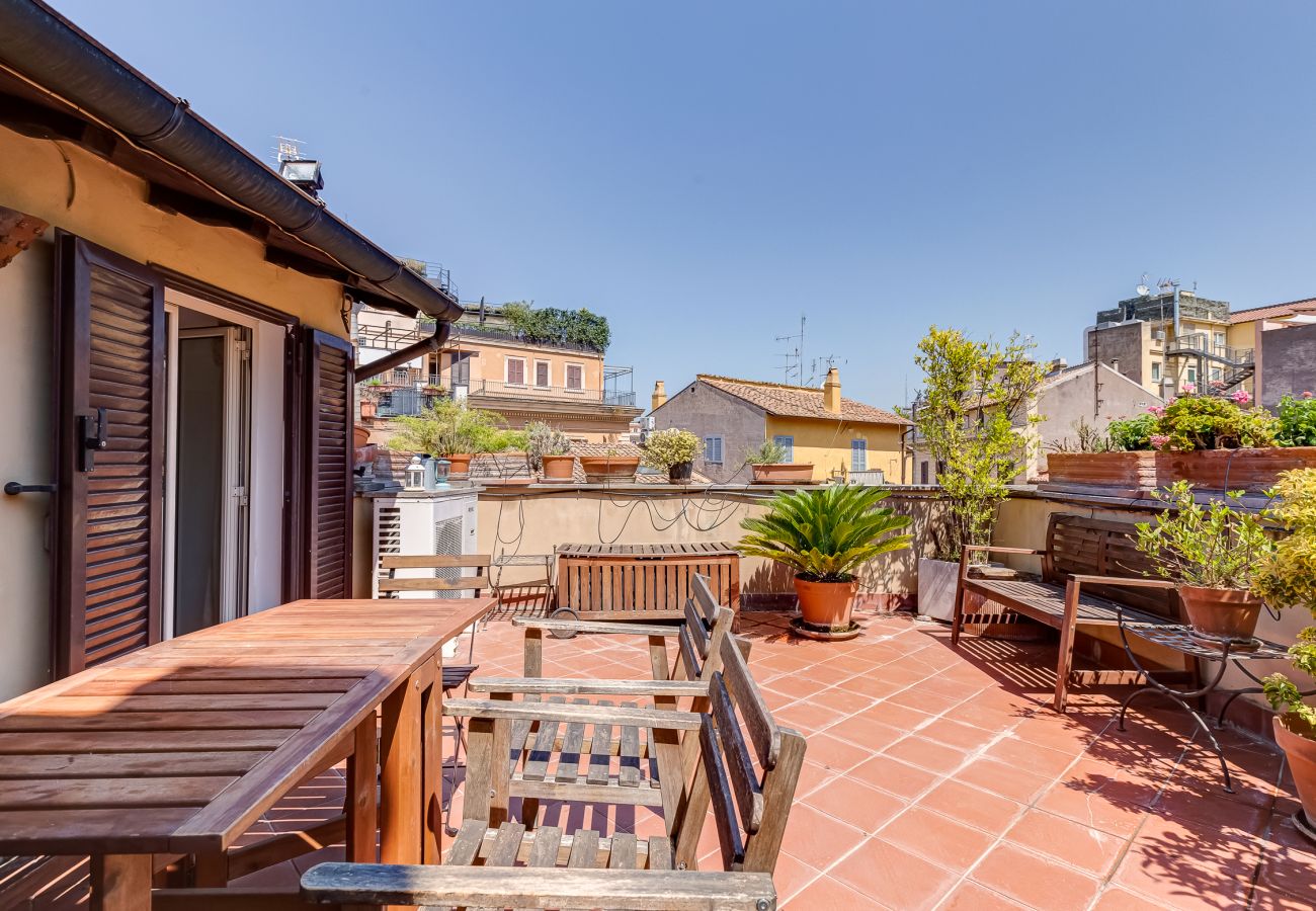 Apartment in Rome - Colosseum Terrace Penthouse