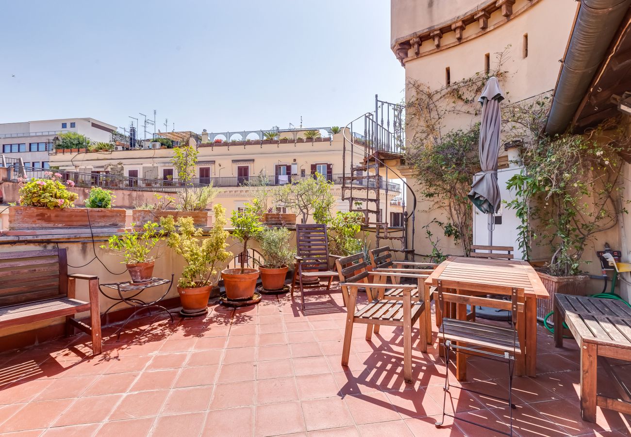 Apartment in Rome - Colosseum Terrace Penthouse