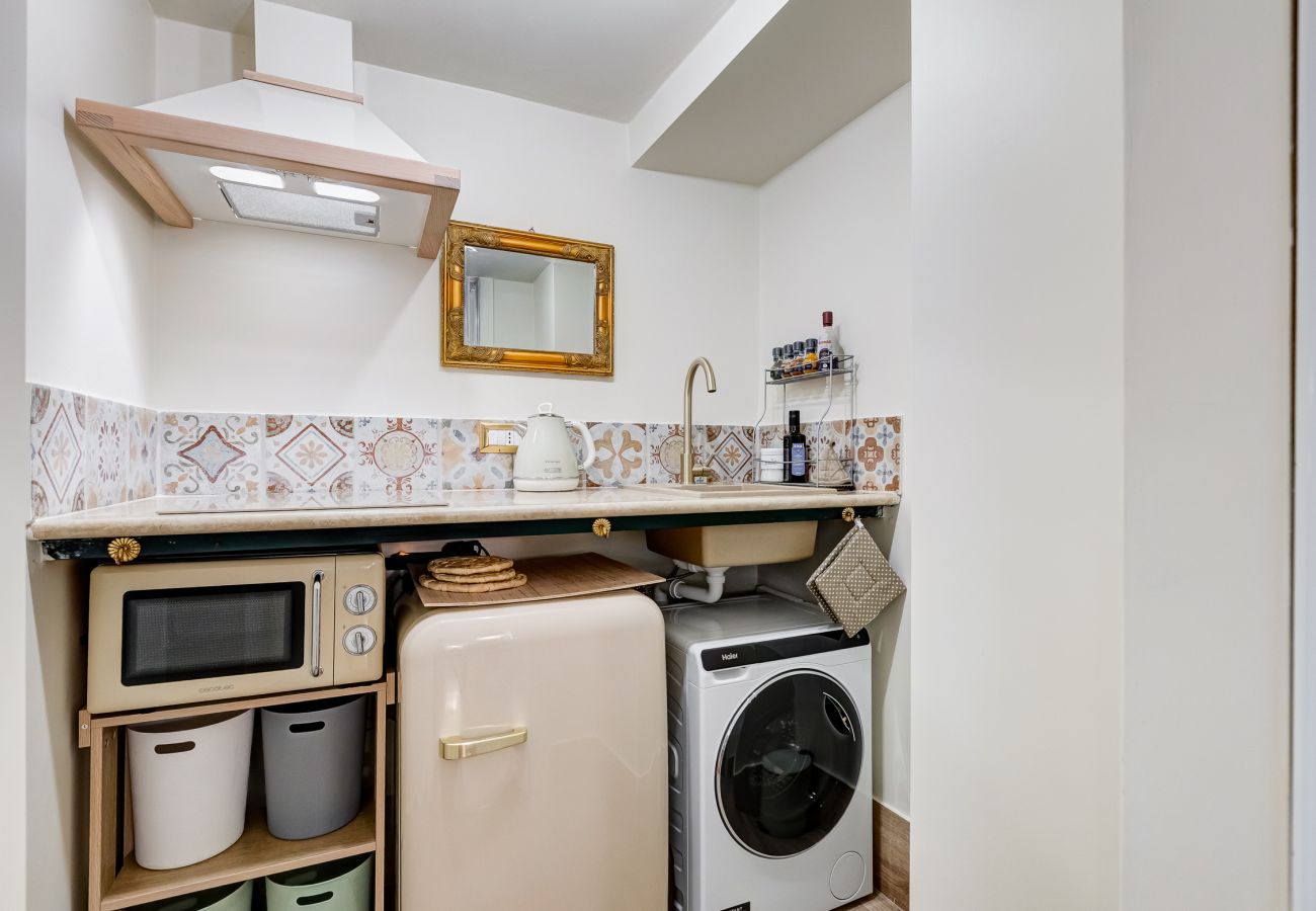 Apartment in Rome - Saffi Liberty House