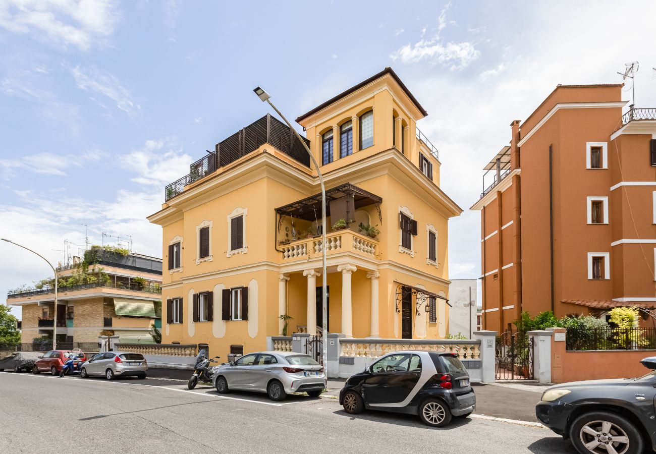 Apartment in Rome - Saffi Liberty House