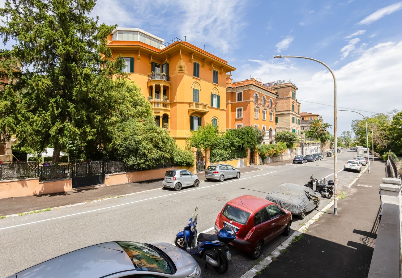 Apartment in Rome - Saffi Liberty House
