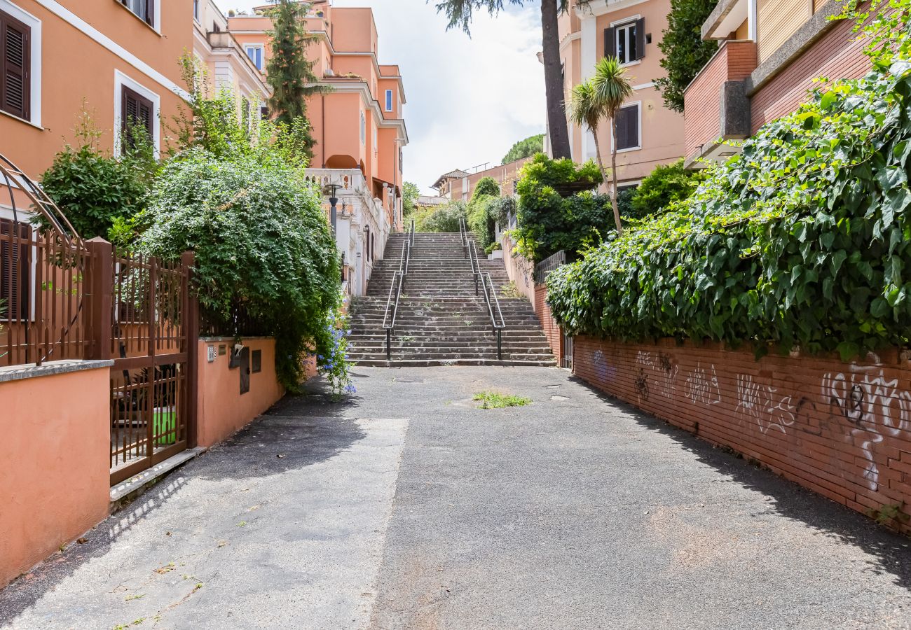 Apartment in Rome - Saffi Liberty House