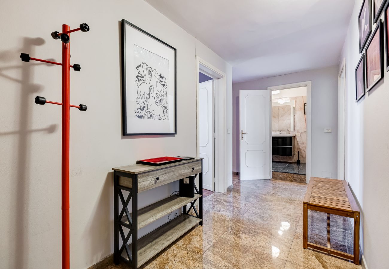 Apartment in Rome - Lux House Termini Station