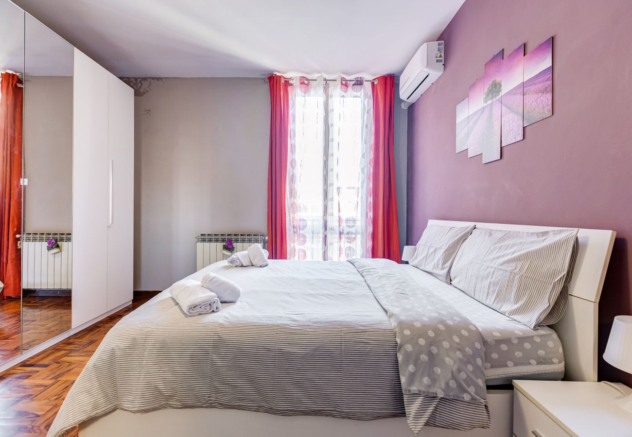 Apartment in Rome - Lux House Termini Station