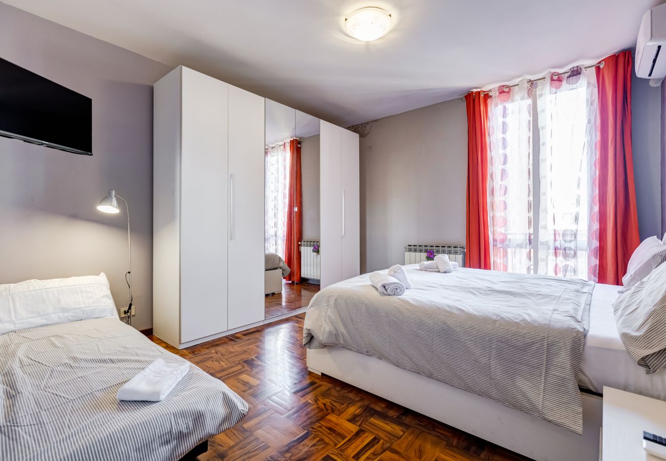 Apartment in Rome - Lux House Termini Station