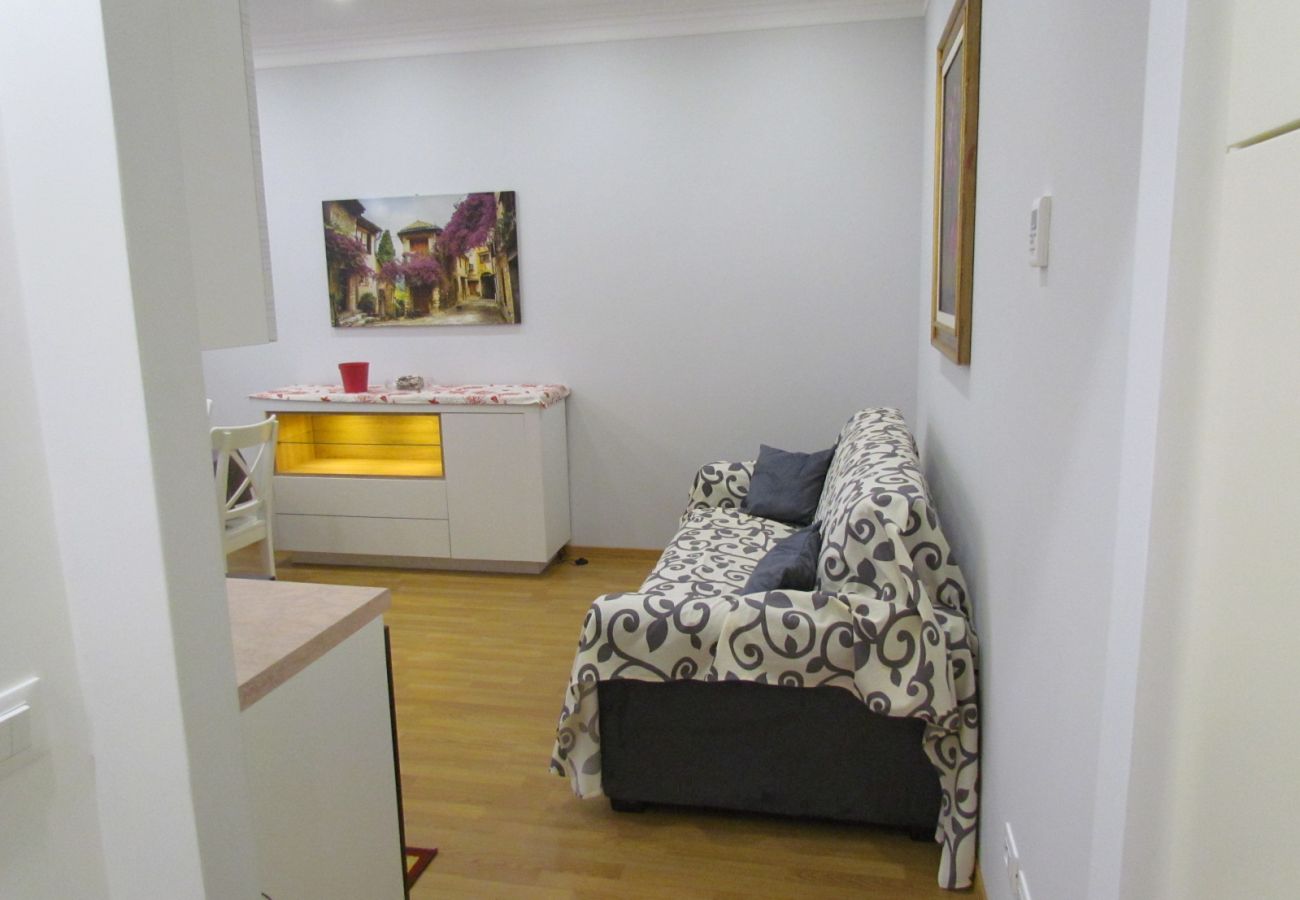 Apartment in Rome - Vatican Flat- 2Bedrooms,2Ensuite Baths & Balcony